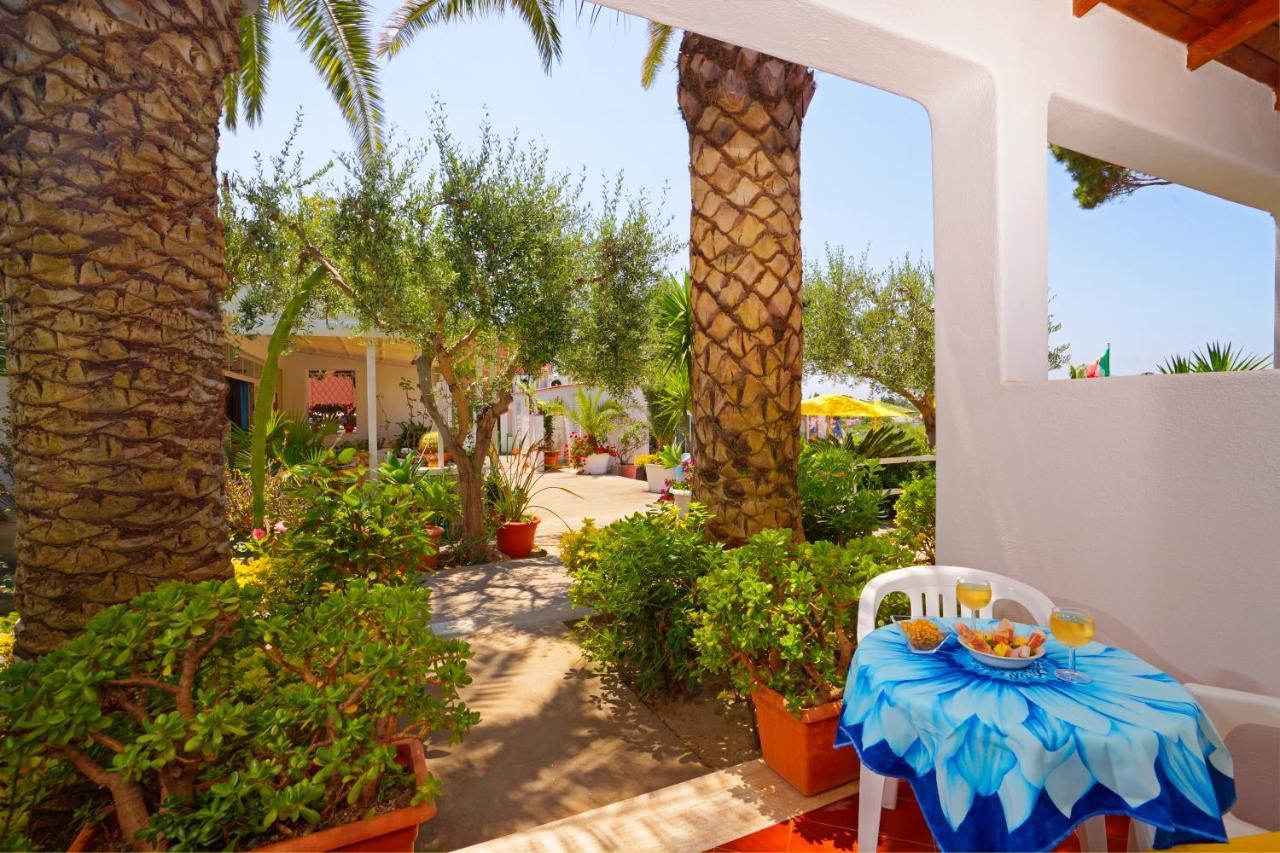 Hotel Villa Mena Forio  Exterior photo
